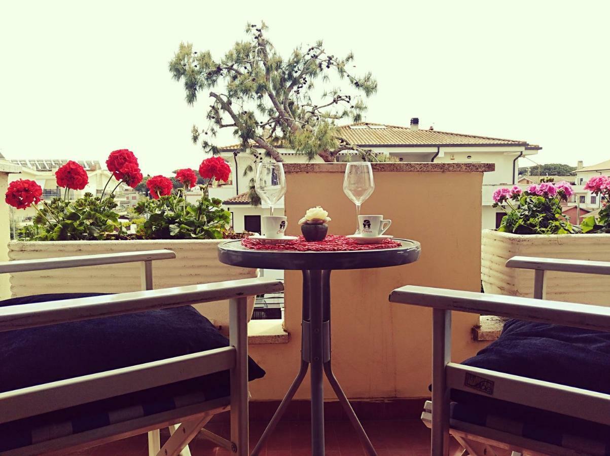 Luxury Apartment Magnolia Terrace Fregenae Exterior photo